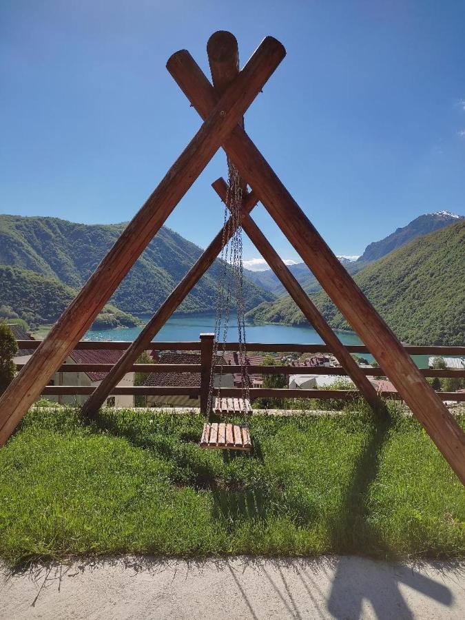 Guesthouse Madzarevic Plužine Exteriör bild
