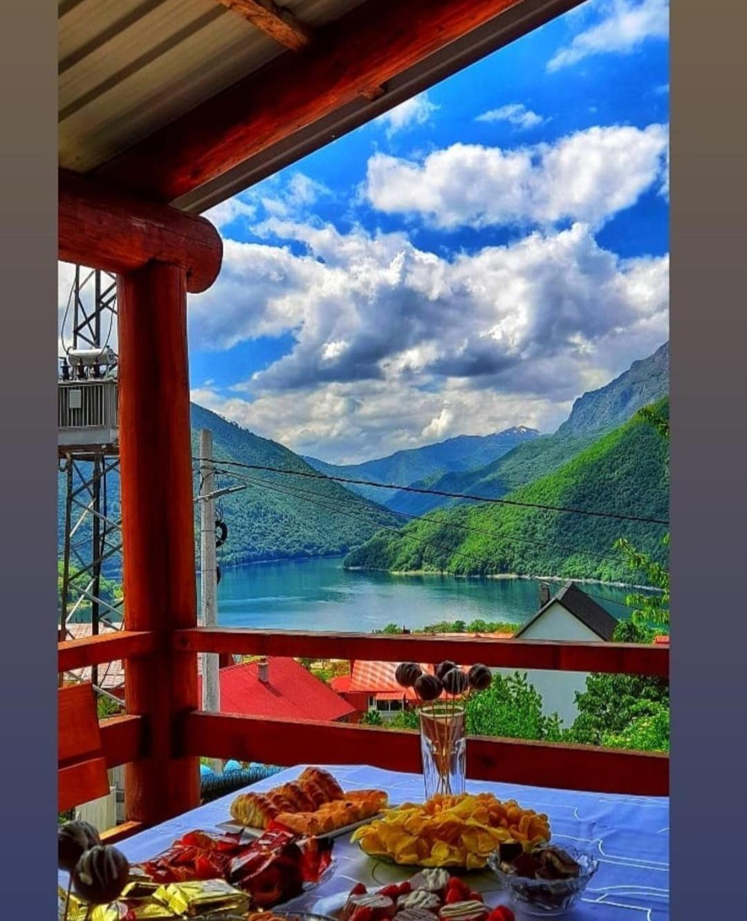 Guesthouse Madzarevic Plužine Exteriör bild